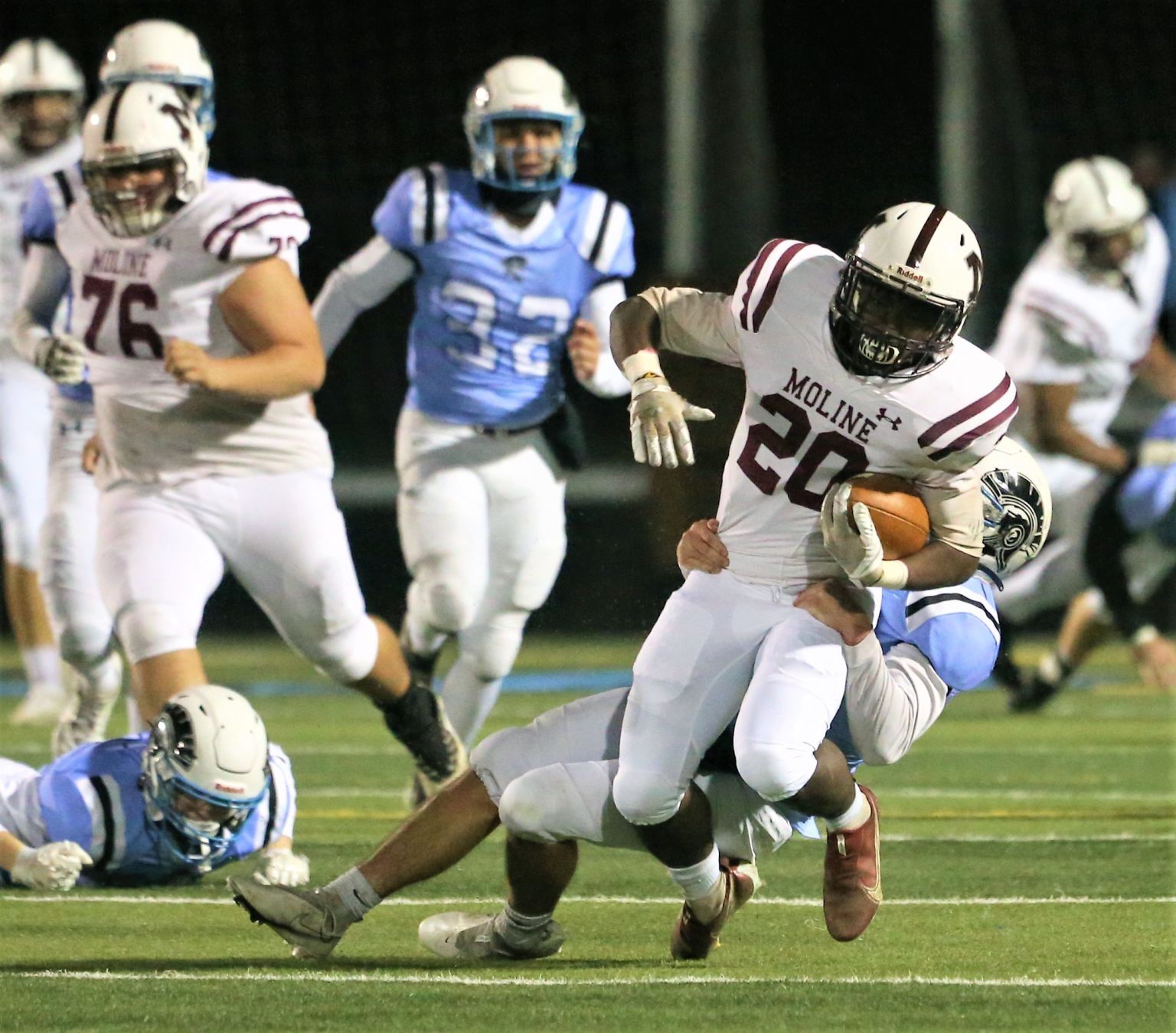 110521-qc-spt-moline fball25.jpg